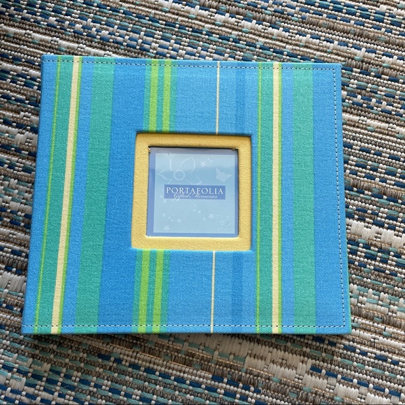 NWOT - bundle of 2 scrapbooks - Picture 3 of 12